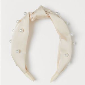 🆕H&M BeadedSatin Headband With Pearls